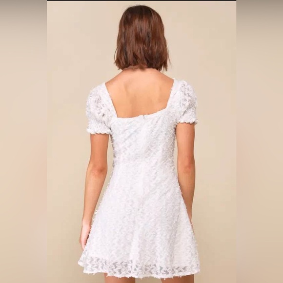 Lulu’s dress - Picture 2 of 2